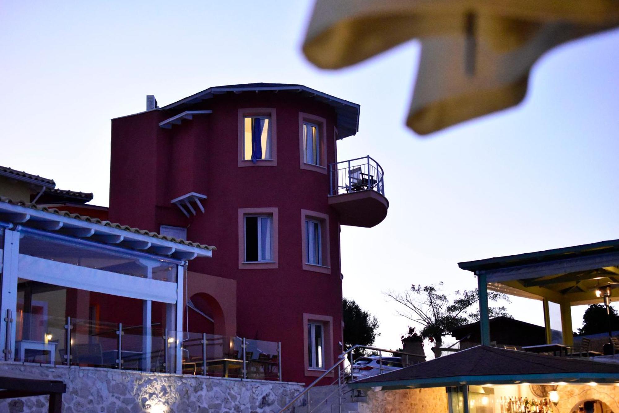 Red Tower Hotel Nikiana Esterno foto